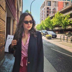 Meet your Posher, Elena